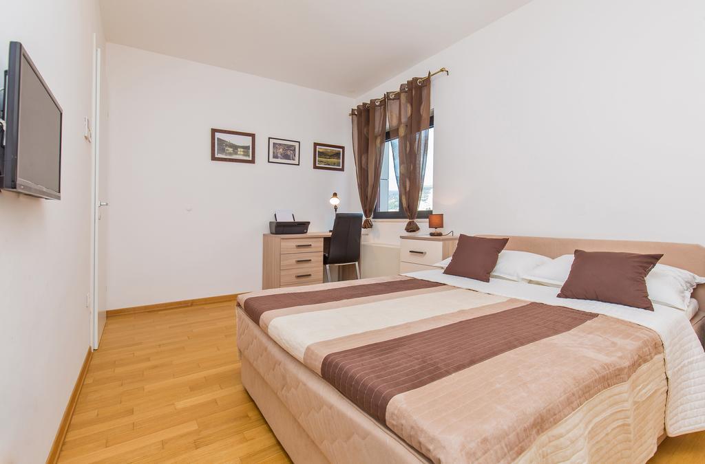 Bay View Apartment Fantastik Ragusa Esterno foto